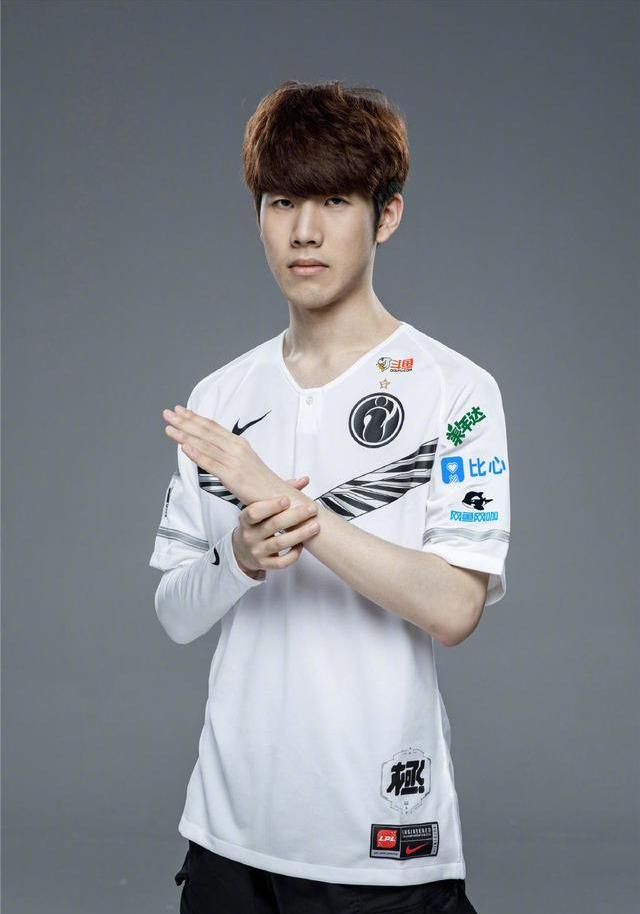 Theshy、Rookie和Duke将起诉IG拖欠工资？